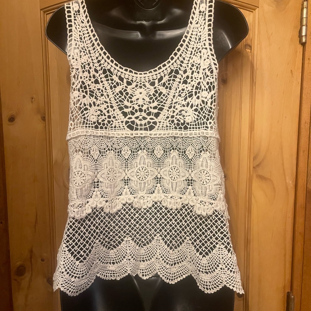 Pretty America Eagle Outfitters top